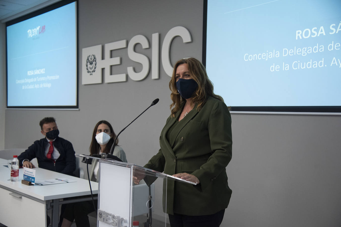 Entrega de diplomas de Talent Lab en ESIC Málaga. 