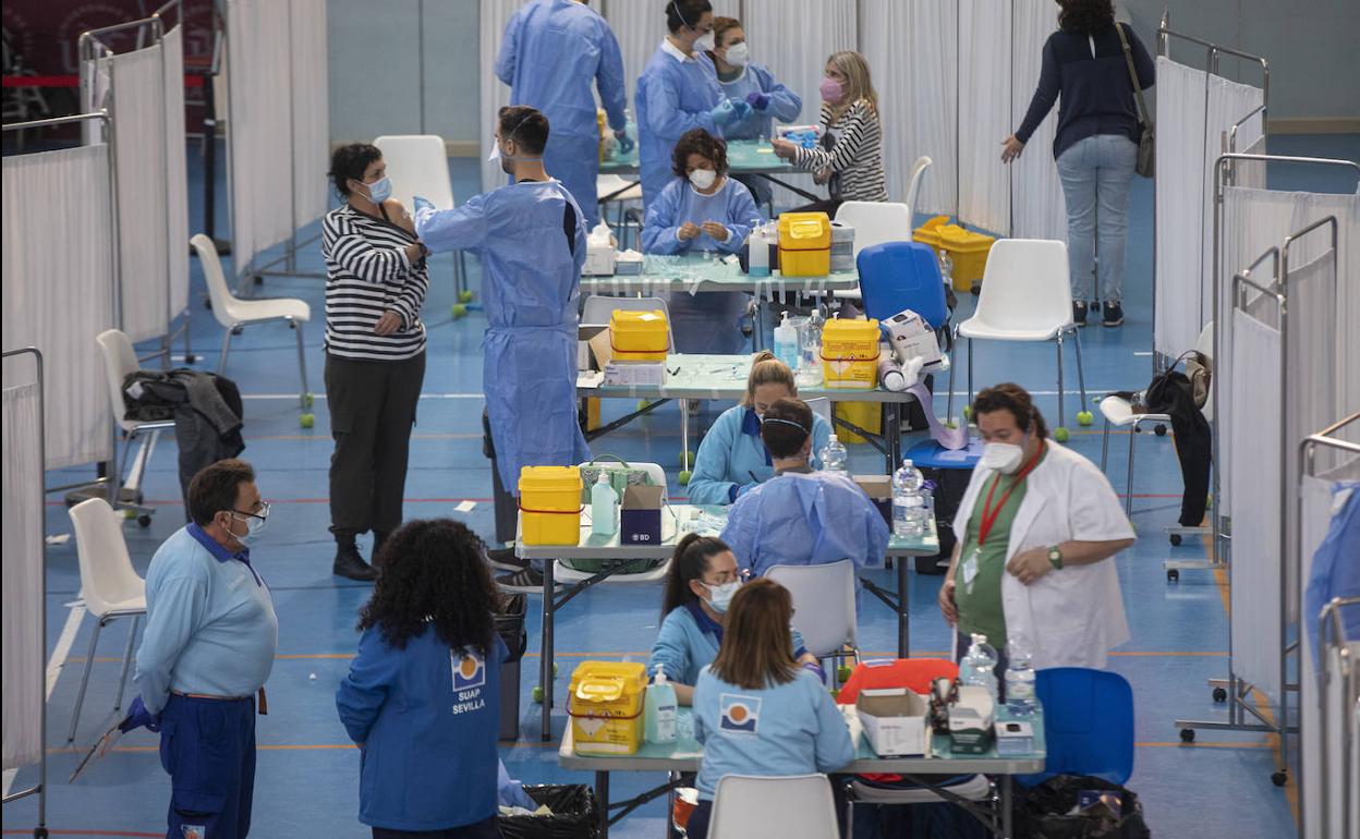 Vacuna covid Andalucía: Juan Marín, sobre la polémica por la segunda dosis de AstraZeneca: «Lo que no podemos permitir es que sobre ninguna vacuna»