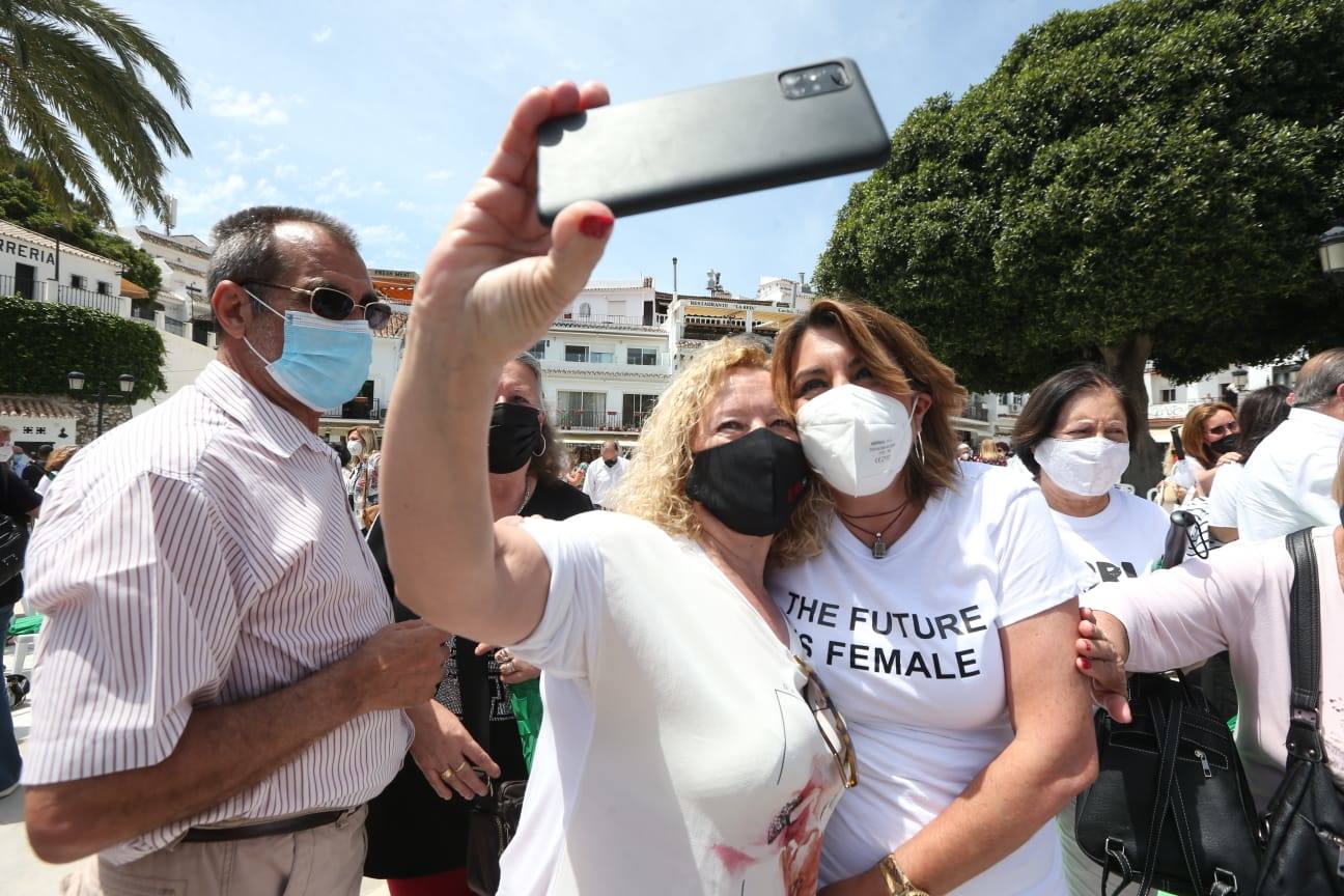 La secretaria general del PSOE en Andalucía y candidata a las primarias del próximo 13 de junio evita pronunciarse sobre los posibles indultos a los condenados del 'procés' durante un acto celebrado hoy con militantes 