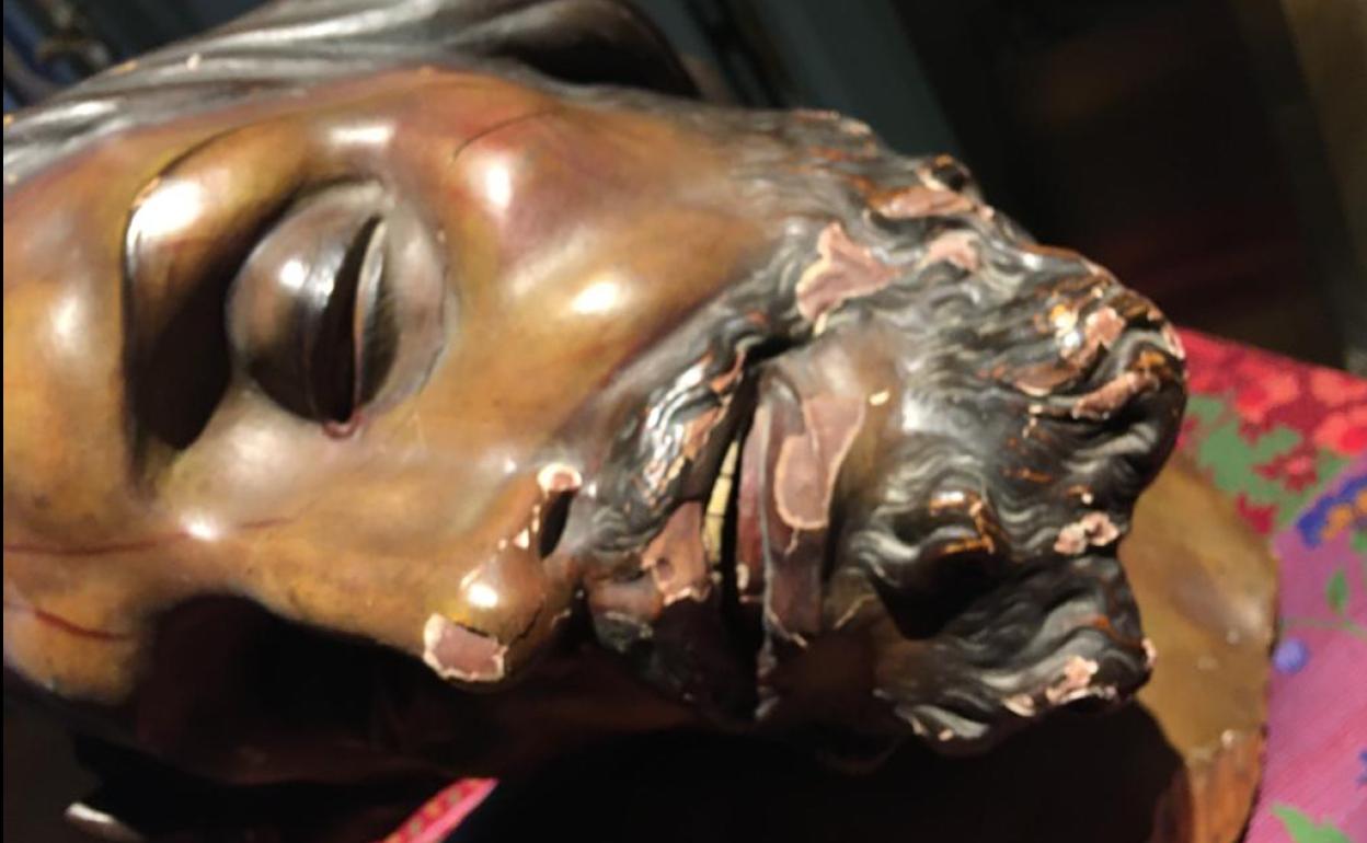 Detalle del busto que ha pasado al patrimonio de la Congregación de Mena.