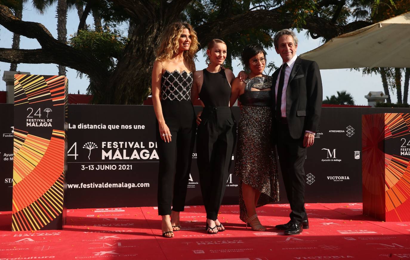 Último desfile de famosos del 24 Festival de Málaga. 