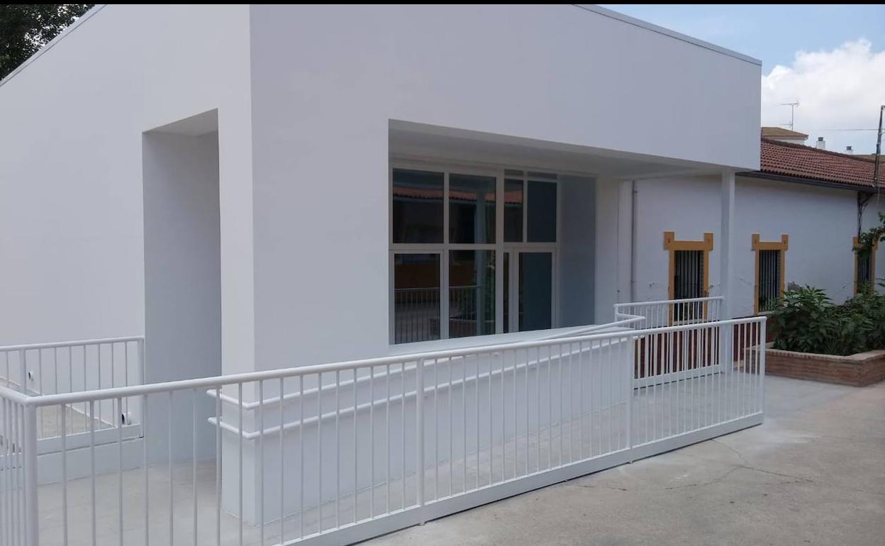 Finalizan la construcción de una biblioteca en el instituto Rodríguez Delgado