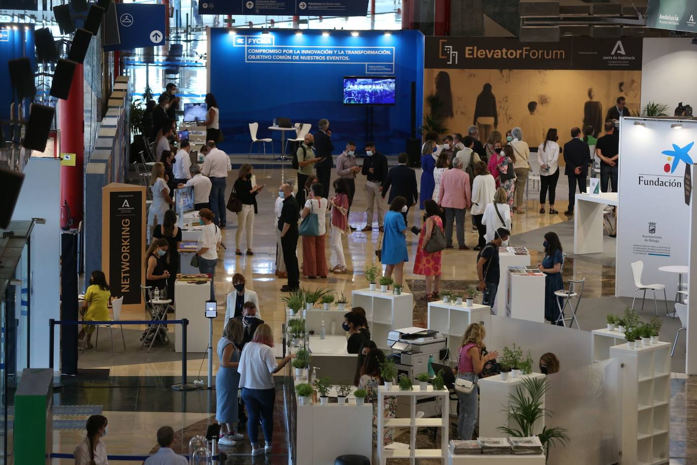 El foro internacional reúne este lunes y martes en el Palacio de Ferias de la capital a un millar de profesionales del sector cultural para debatir sobre cuestiones como los retos que plantea la digitalización de las instituciones artísticas o las nuevas relaciones que estas entidades empiezan a desarrollar con sus audiencias y sus entornos urbanos.