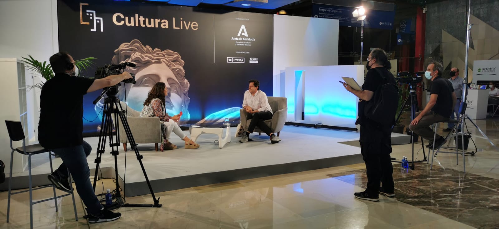 El foro internacional reúne este lunes y martes en el Palacio de Ferias de la capital a un millar de profesionales del sector cultural para debatir sobre cuestiones como los retos que plantea la digitalización de las instituciones artísticas o las nuevas relaciones que estas entidades empiezan a desarrollar con sus audiencias y sus entornos urbanos.