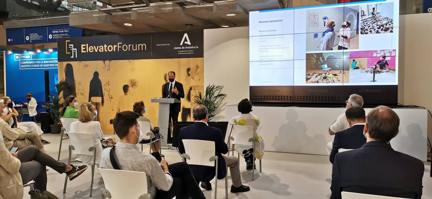 El foro internacional reúne este lunes y martes en el Palacio de Ferias de la capital a un millar de profesionales del sector cultural para debatir sobre cuestiones como los retos que plantea la digitalización de las instituciones artísticas o las nuevas relaciones que estas entidades empiezan a desarrollar con sus audiencias y sus entornos urbanos.