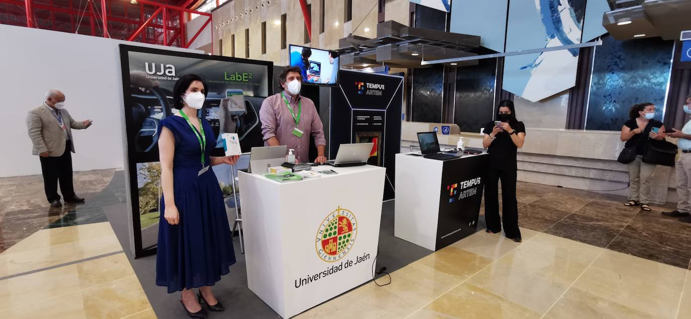 El foro internacional reúne este lunes y martes en el Palacio de Ferias de la capital a un millar de profesionales del sector cultural para debatir sobre cuestiones como los retos que plantea la digitalización de las instituciones artísticas o las nuevas relaciones que estas entidades empiezan a desarrollar con sus audiencias y sus entornos urbanos.