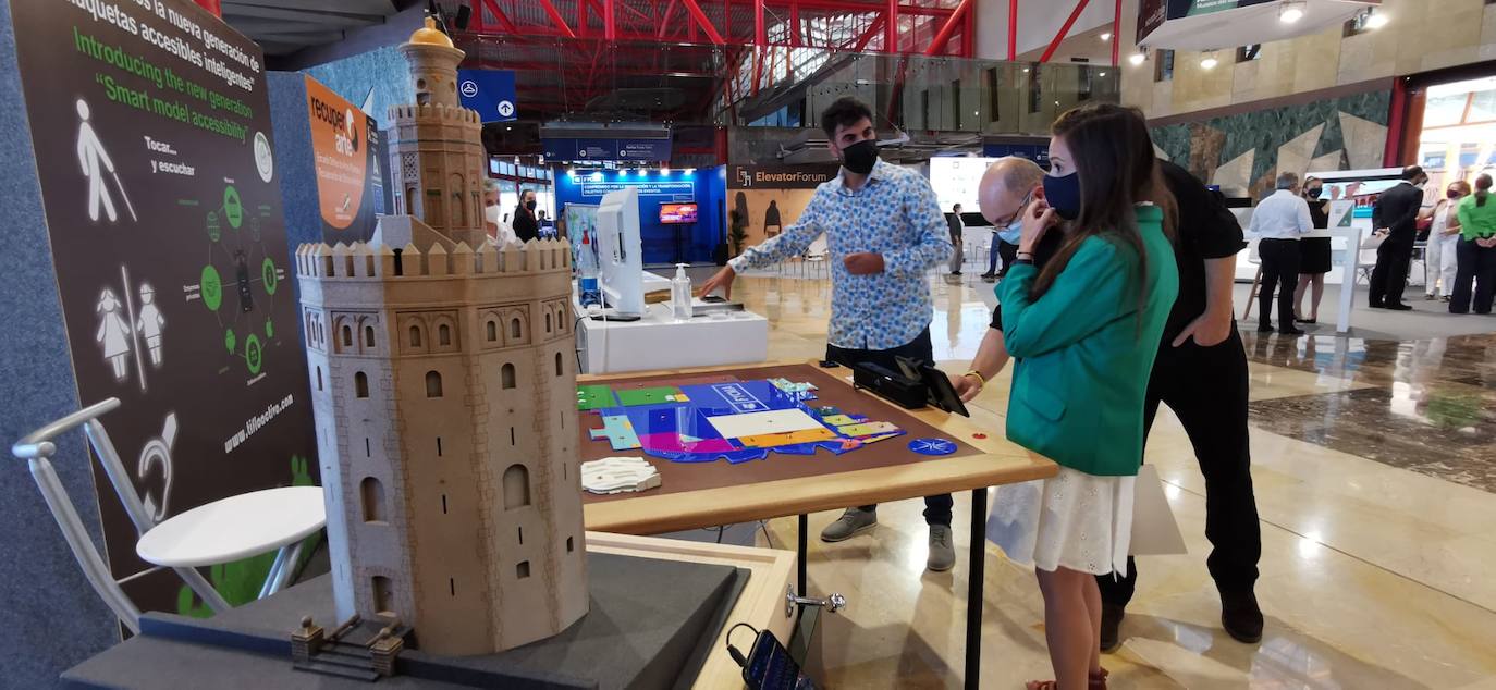 El foro internacional reúne este lunes y martes en el Palacio de Ferias de la capital a un millar de profesionales del sector cultural para debatir sobre cuestiones como los retos que plantea la digitalización de las instituciones artísticas o las nuevas relaciones que estas entidades empiezan a desarrollar con sus audiencias y sus entornos urbanos.