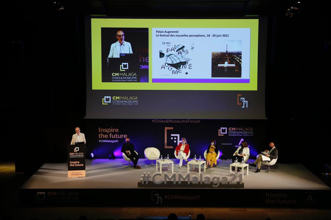 El foro internacional reúne este lunes y martes en el Palacio de Ferias de la capital a un millar de profesionales del sector cultural para debatir sobre cuestiones como los retos que plantea la digitalización de las instituciones artísticas o las nuevas relaciones que estas entidades empiezan a desarrollar con sus audiencias y sus entornos urbanos.