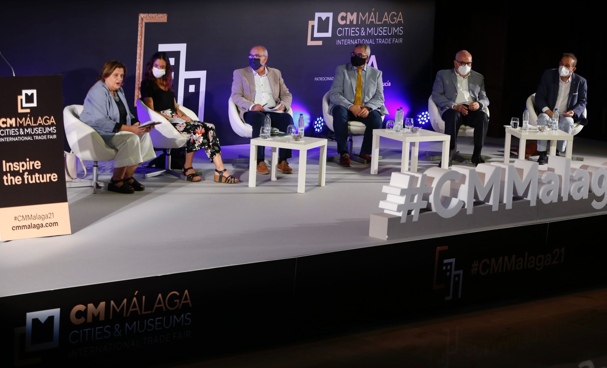 El foro internacional reúne este lunes y martes en el Palacio de Ferias de la capital a un millar de profesionales del sector cultural para debatir sobre cuestiones como los retos que plantea la digitalización de las instituciones artísticas o las nuevas relaciones que estas entidades empiezan a desarrollar con sus audiencias y sus entornos urbanos.