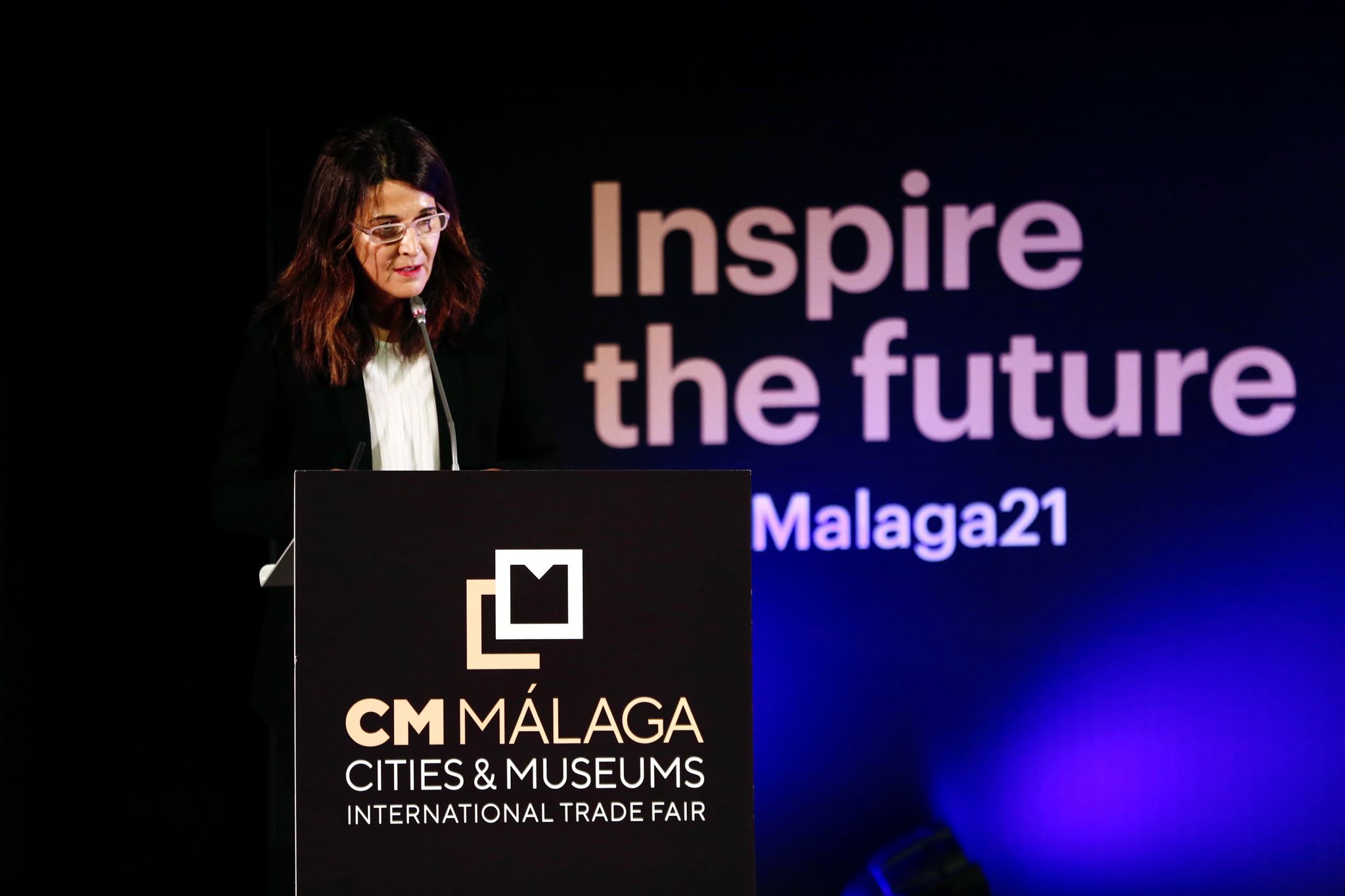 El foro internacional reúne este lunes y martes en el Palacio de Ferias de la capital a un millar de profesionales del sector cultural para debatir sobre cuestiones como los retos que plantea la digitalización de las instituciones artísticas o las nuevas relaciones que estas entidades empiezan a desarrollar con sus audiencias y sus entornos urbanos.