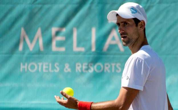 Novak Djokovic, entrenándose estos días en Mallorca para preparar Wimbledon. 