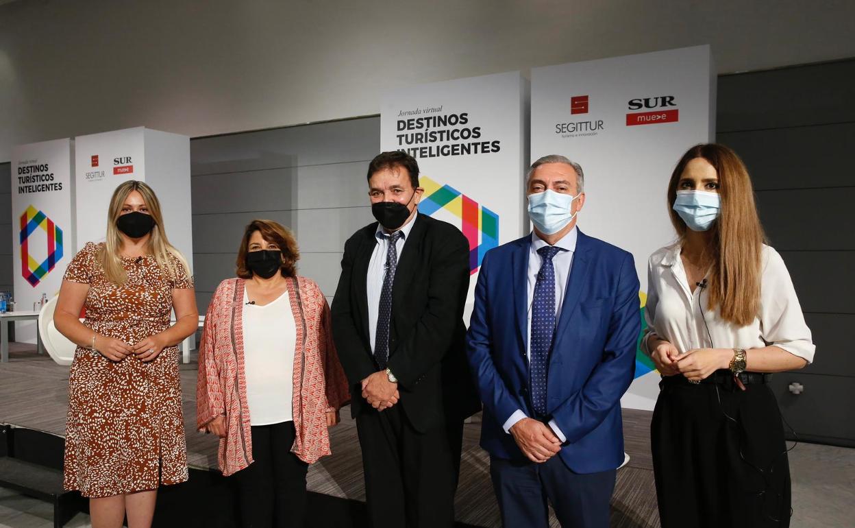 Aída Blanes, Laura de Arce, Pedro Luis Gómez, Antonio Díaz y Sandra Extremera. 