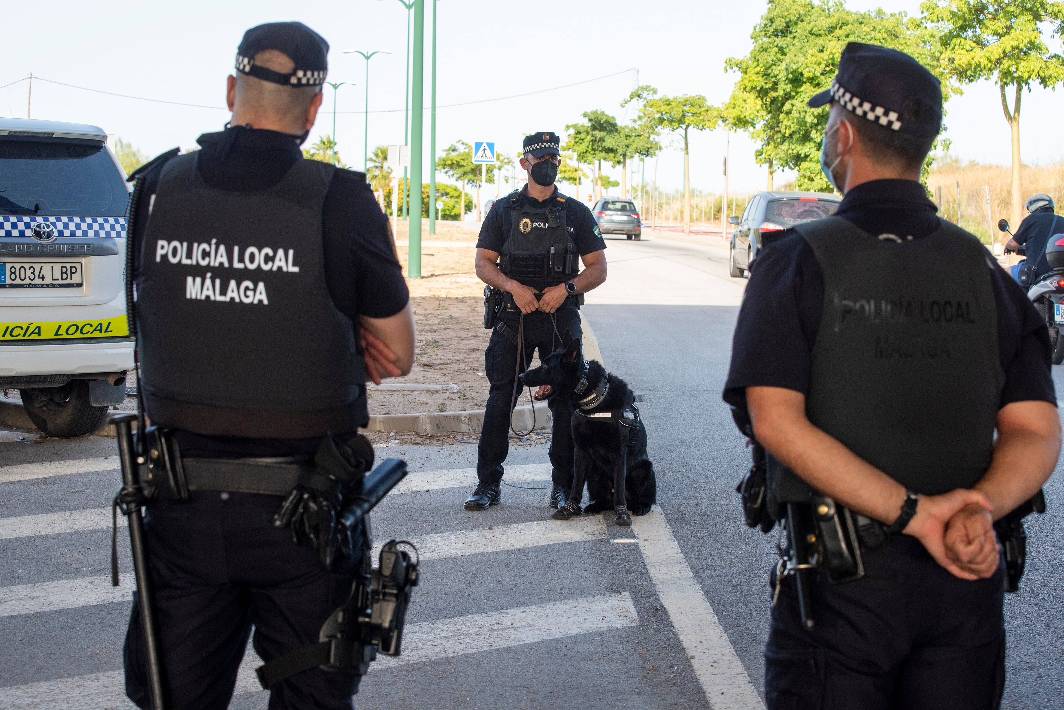 El Grupo Operativo de Apoyo de La Policía Local está formado por medio centenar de efectivos que se enfrentan a las situaciones de máxima exigencia en materia de seguridad en la capital malagueña
