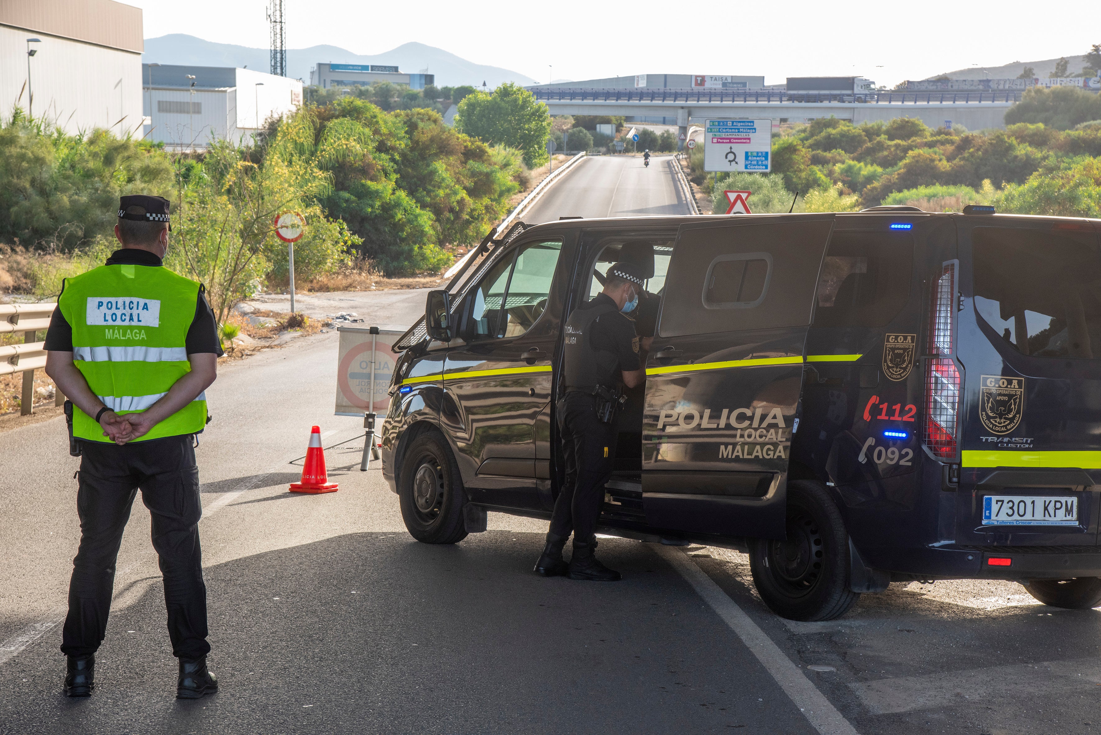 El Grupo Operativo de Apoyo de La Policía Local está formado por medio centenar de efectivos que se enfrentan a las situaciones de máxima exigencia en materia de seguridad en la capital malagueña