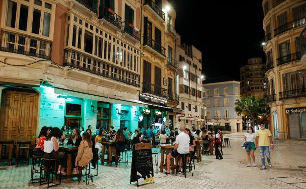 Restricciones Andalucía: Nuevo horario: las terrazas de bares y restaurantes volverán a abrir hasta la una de la madrugada