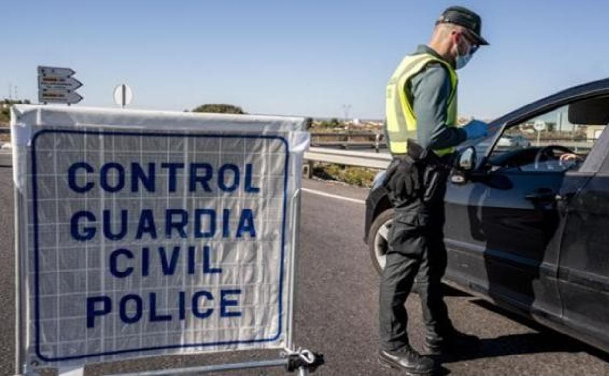 Coronavirus Andalucía: Los tres municipios andaluces al borde del cierre perimetral a unas horas de revisar las medidas