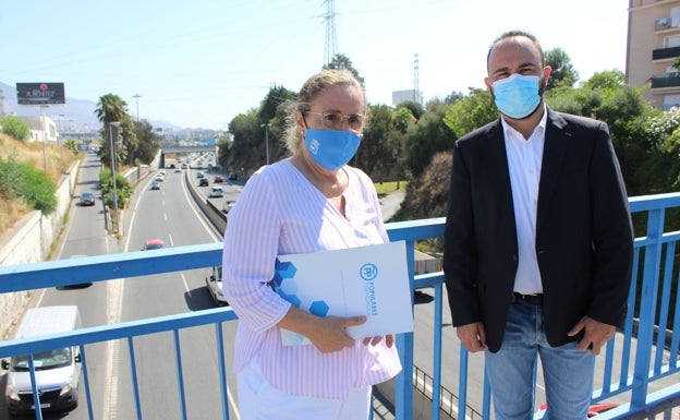 Ana Mula y Mario Cortés, esta mañana, en Fuengirola.