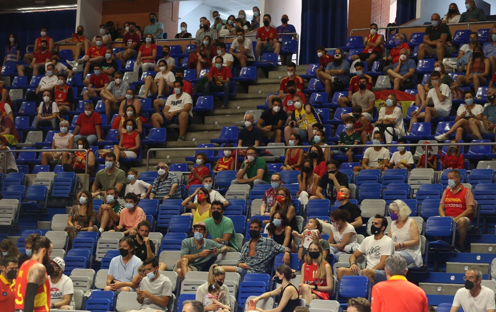 El Martín Carpena se convierte en talismán para una Selección con Pau Gasol como principal atractivo (86-77)