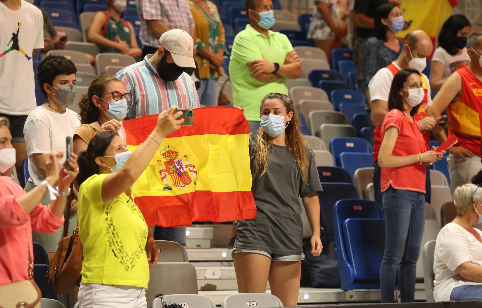 España venció a la subcampeona de Europa con una notable mejoría en la segunda parte