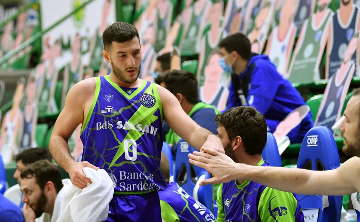 Marco Spissu, durante un partido con el Sassari. 