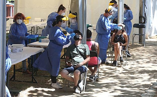 Para garantizar la seguridad de la propuesta, se realizó un testeo a todos los asistentes