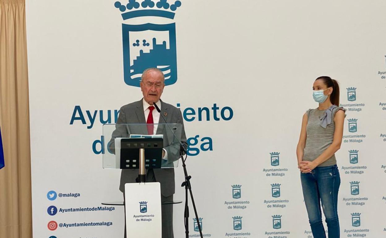 De la Torre y Pérez de Siles, en la rueda de prensa, ayer.