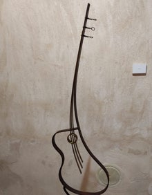 Imagen secundaria 2 - Tres imágenes de la exposición inaugurada este jueves en Rincón de la Victoria. 