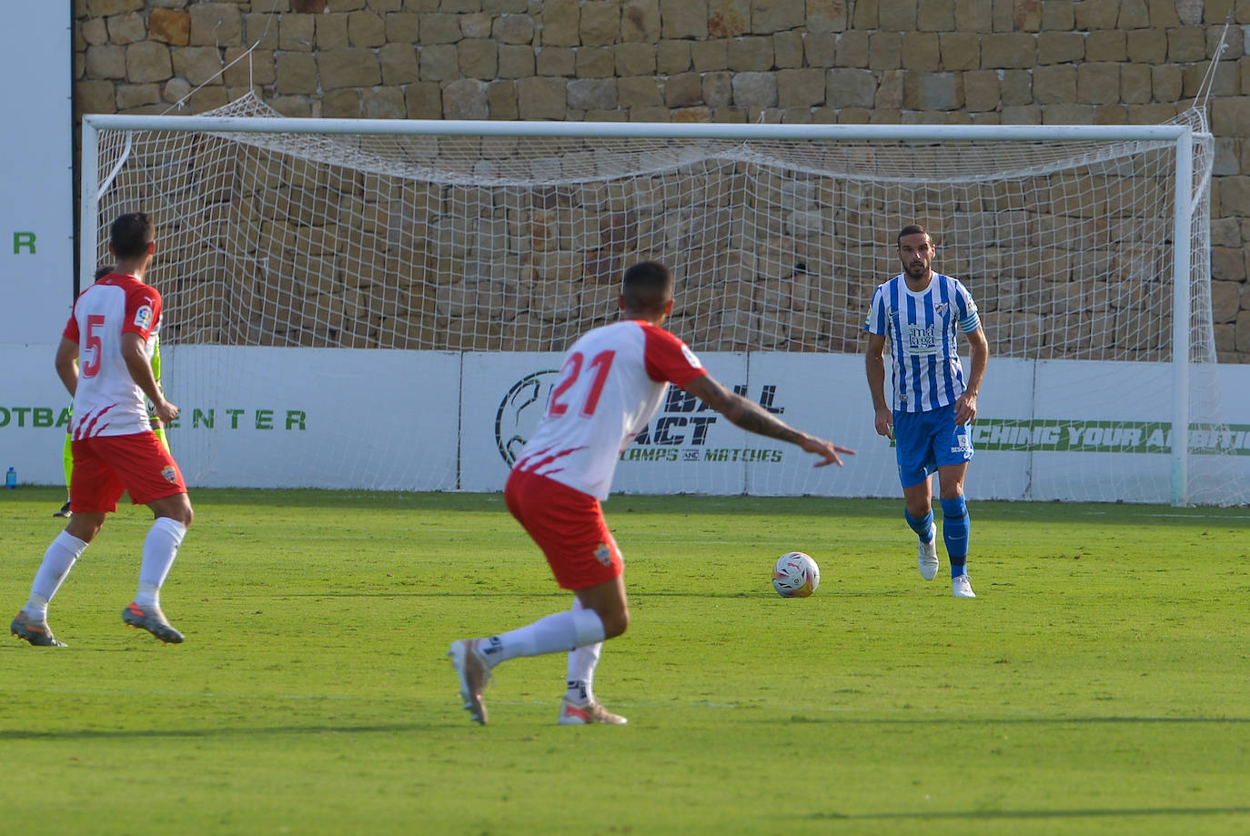 Empate del Málaga con el Almería en el amistoso celebrado en Marbella. 