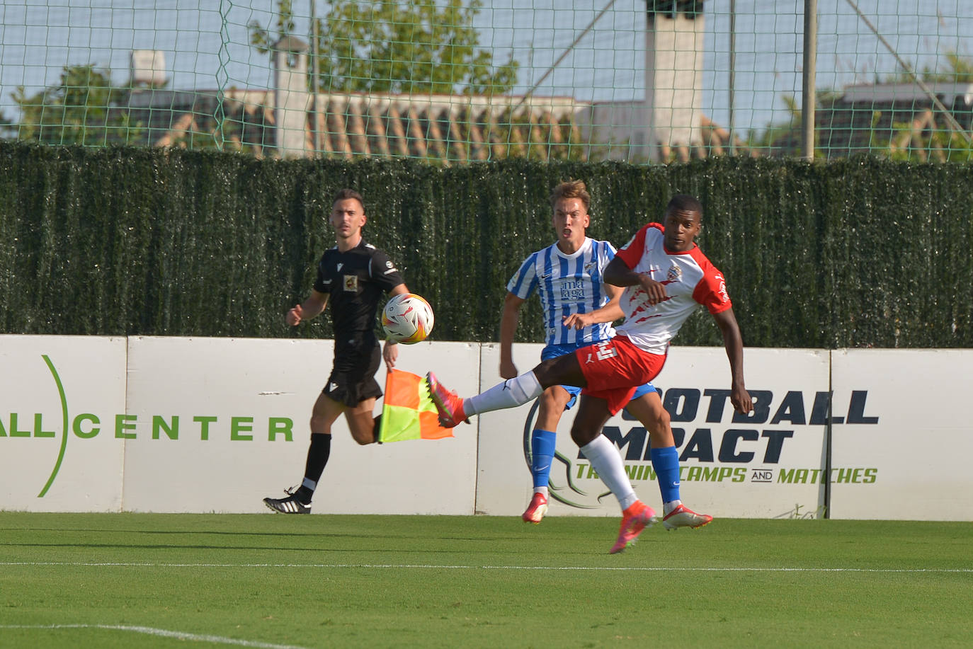 Empate del Málaga con el Almería en el amistoso celebrado en Marbella. 