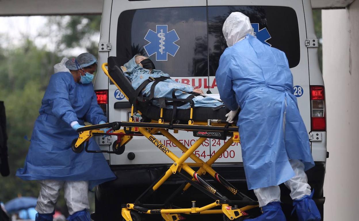 Coronavirus en Andalucía: La Junta pone nueva fecha a la «inmunidad colectiva» en Andalucía