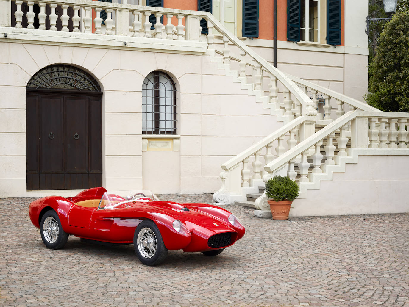 Fotos: Así es el Ferrari Testa Rossa 250, eléctrico y a escala