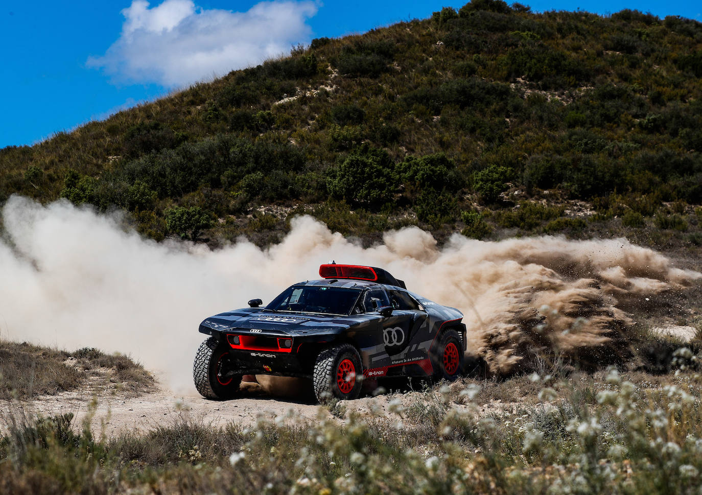 Fotos: El prototipo de Audi para el Rally Dakar completa ocho días de pruebas en España