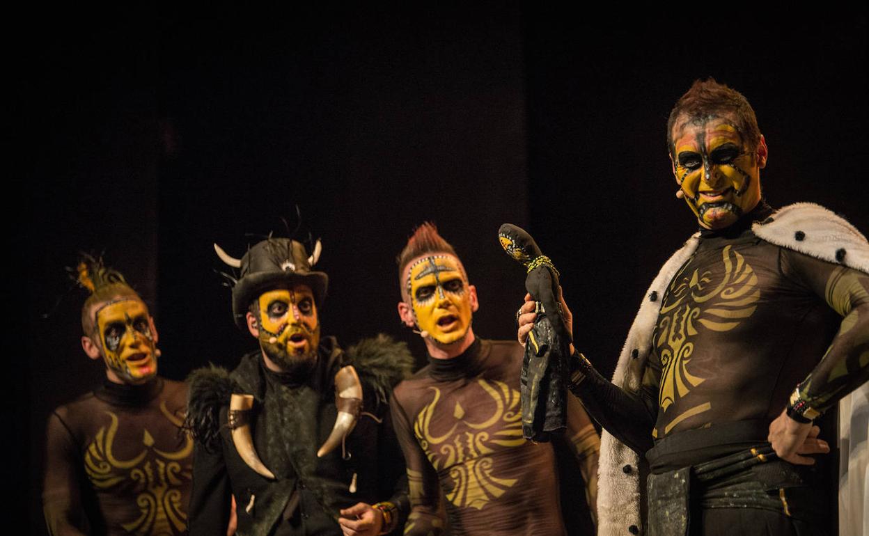 La comedia 'The Primitals', el homenaje a Miguel de Molina y 'El maravilloso Mago de Oz' recalan en Benalmádena