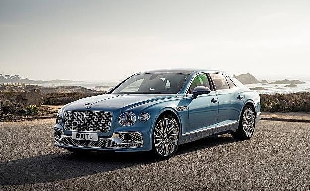 Flying Spur Mulliner, lujo superlativo con opción enchufable