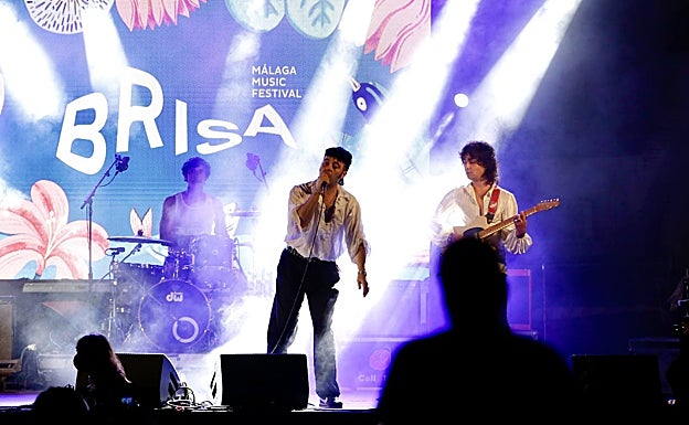 El Último Vecino, en uno de los momentos de su actuación en Brisa.