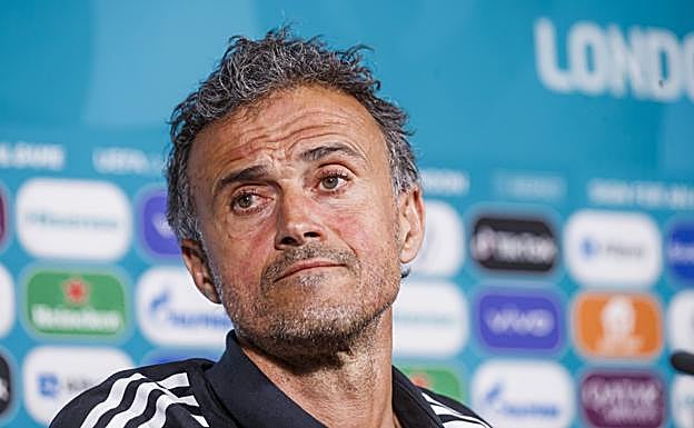 Luis Enrique da descanso a Pedri, Oyarzabal, Pau Torres y Olmo