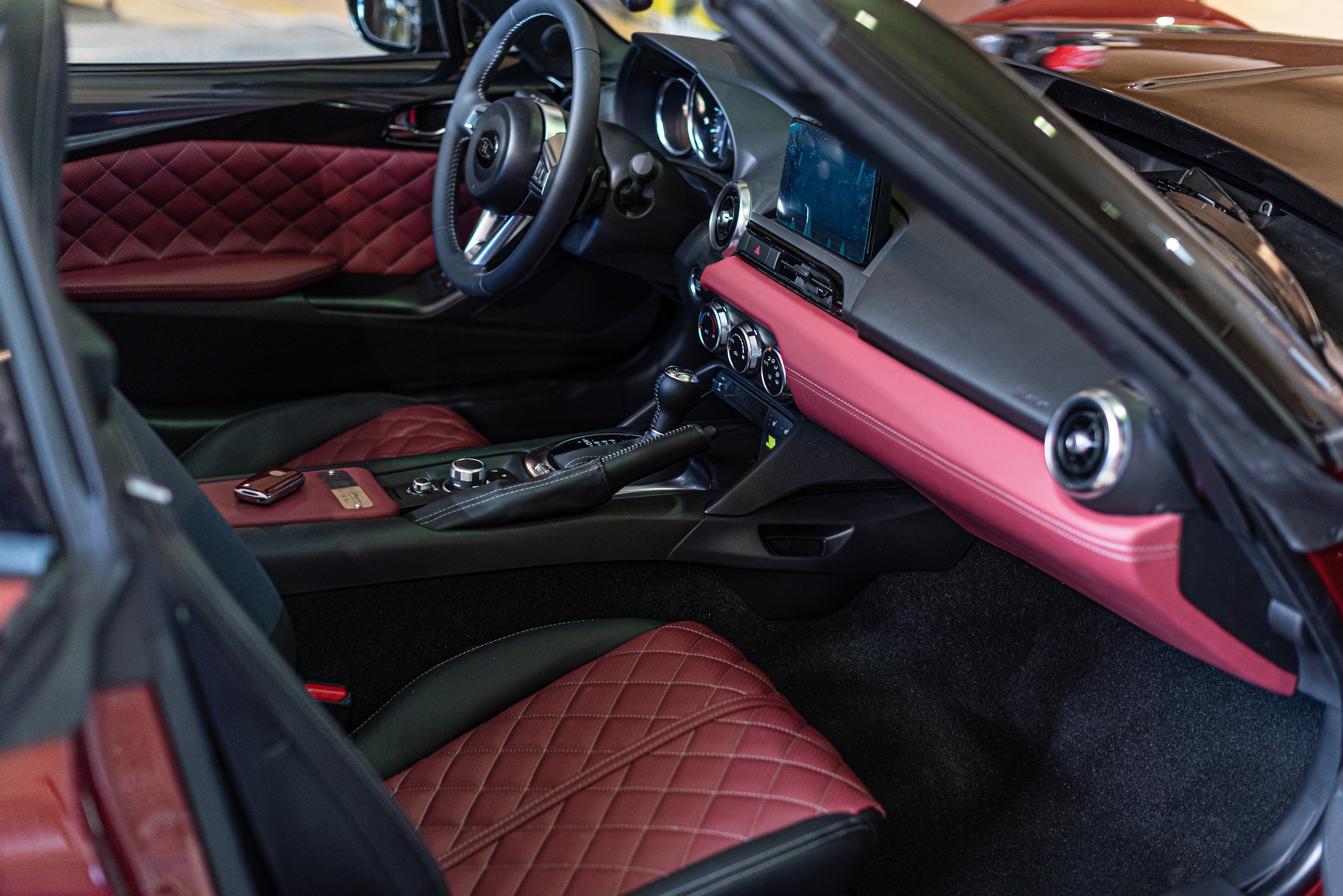 Fotos: Fotogalería: Así se crea un exclusivo Hurtan Grand Albaycín