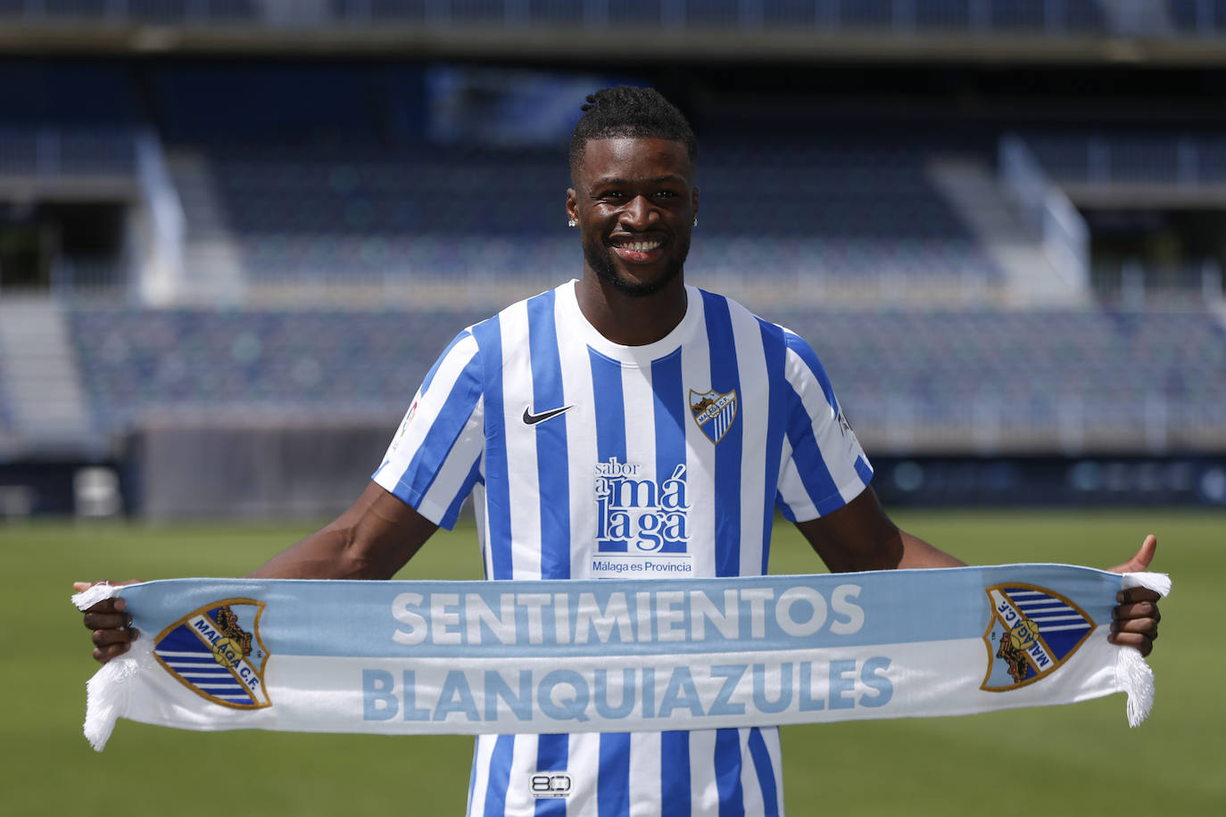 os nuevos fichajes del Málaga, Antoñín, Víctor Gómez y Sekou Gassama.