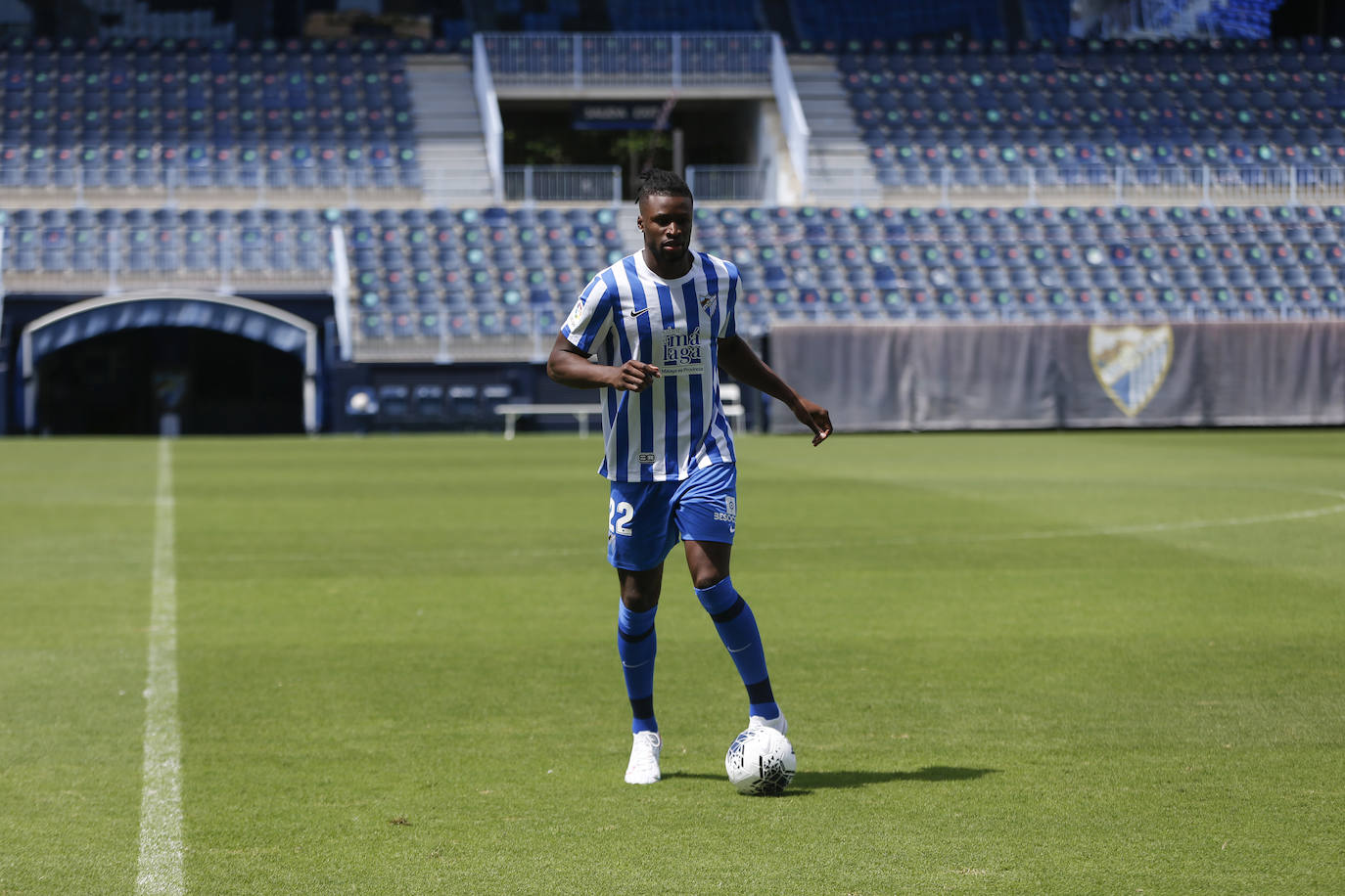 os nuevos fichajes del Málaga, Antoñín, Víctor Gómez y Sekou Gassama.