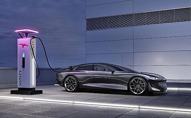 Audi grandsphere: la berlina autónoma del futuro apuesta por la «desintoxicación digital»