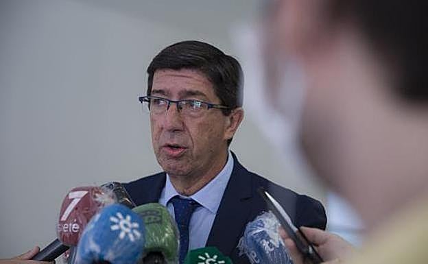 Marín valora el descenso del paro en Andalucía y saca pecho de las reformas de la Junta: dan «magníficos resultados»