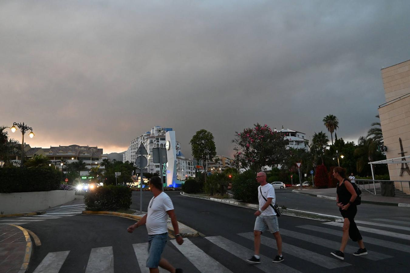 Marbella, de noche, el viernes.