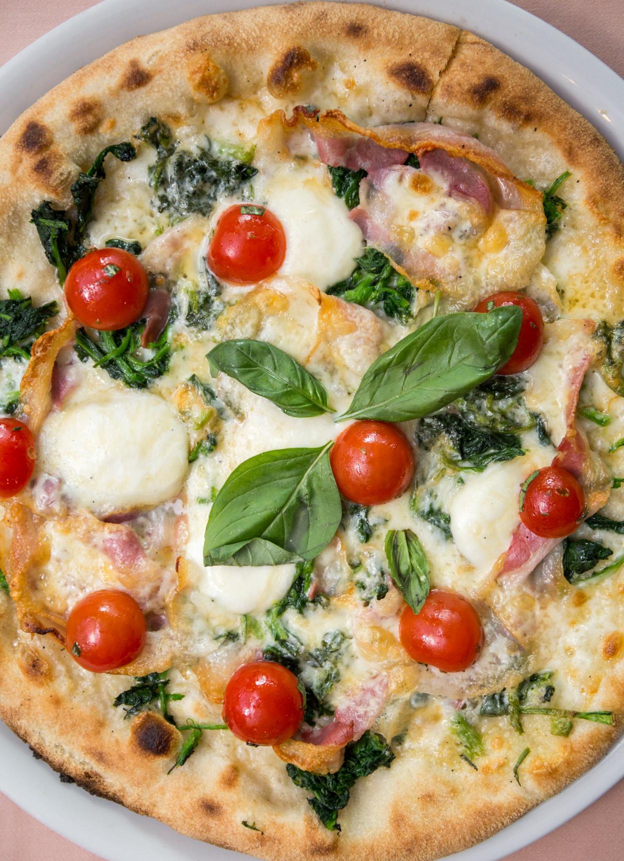 Pizza italiana, el secreto está en la masa. d. maldonado