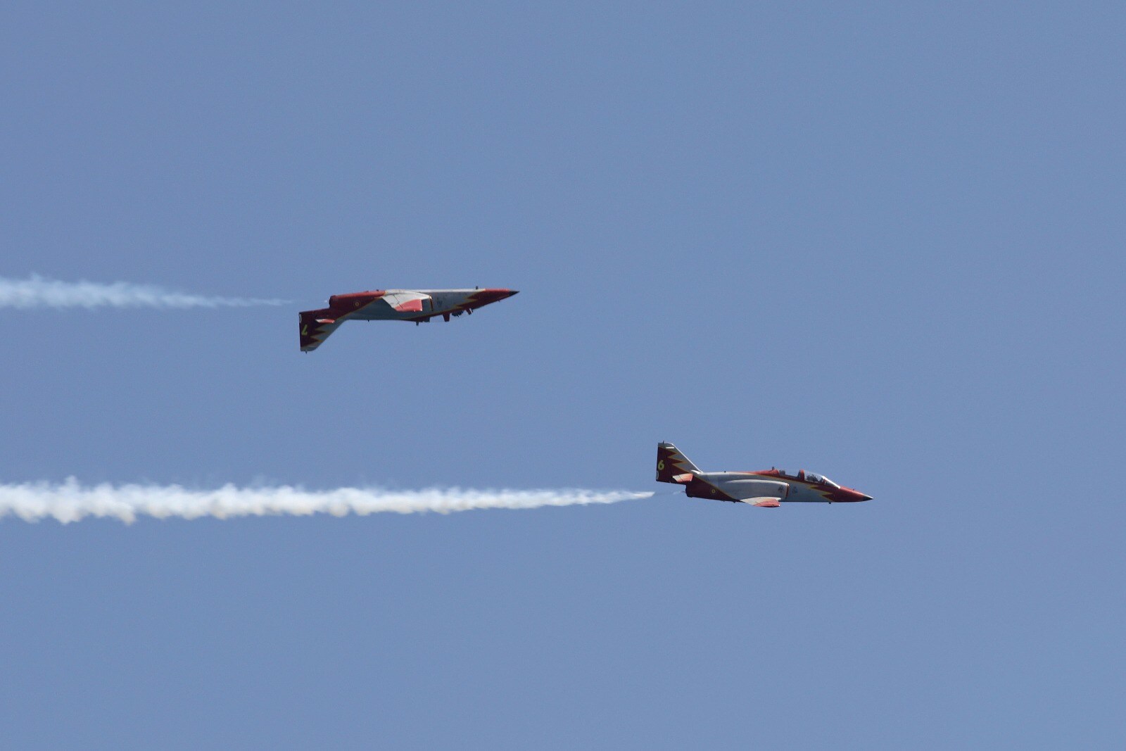 El espectáculo de las 35 aeronaves se ha desarrollado este domingo sin incidentes, tras el parón de 2020 por la pandemia