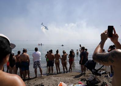 Imagen secundaria 1 - El Festival Aéreo vuelve por todo lo alto a Torre del Mar