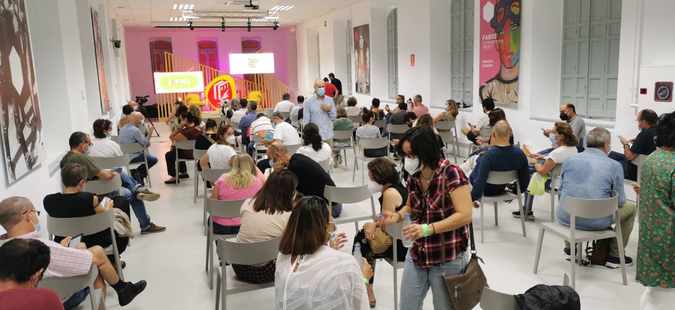 Celebración de la sexta Noche de los Libros. 