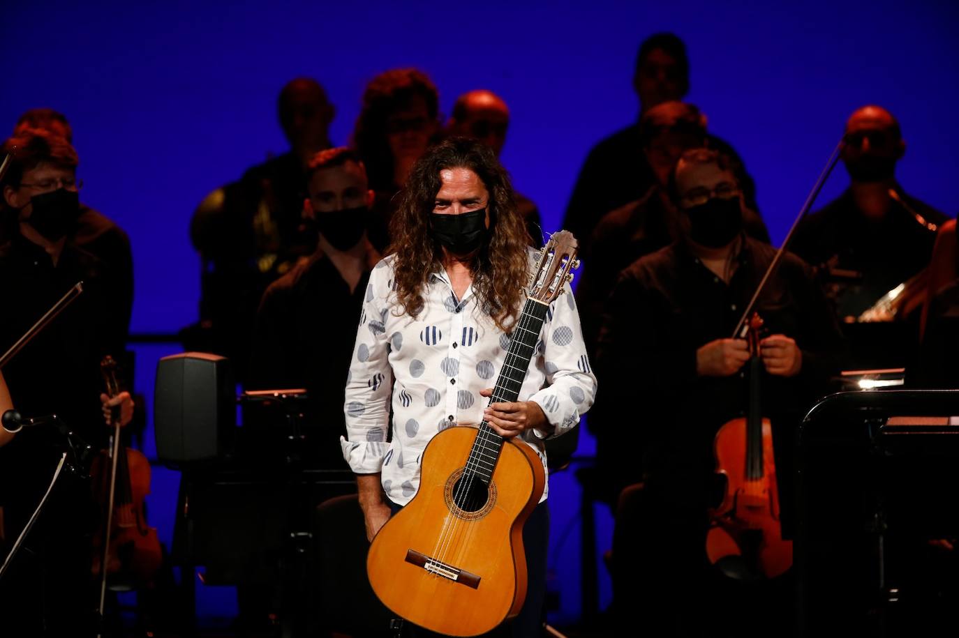 El Teatro Cervantes estuvo prácticamente lleno para asistir a un espectáculo único 