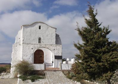 Imagen secundaria 1 - Cómpeta. Ermita de Santa Ana, en Canillas de Albaida. Salares.