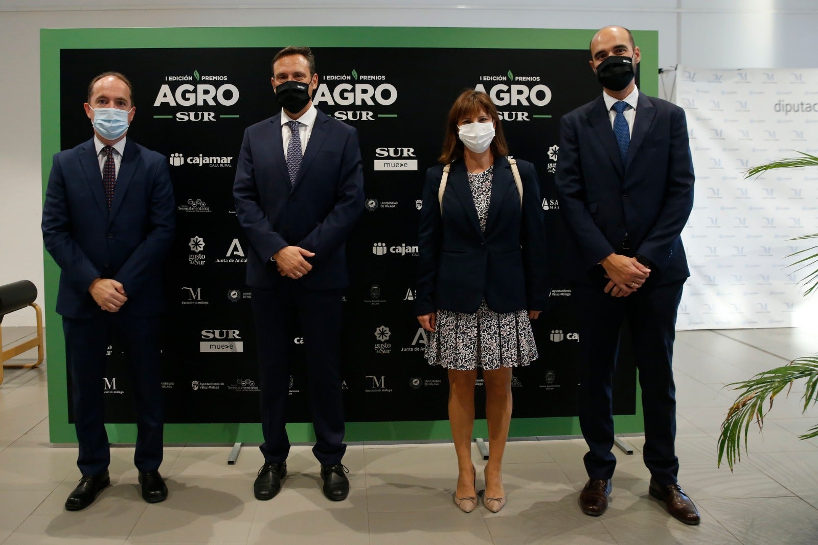 El Auditorio Edgar neville de la Diputación de Málaga ha acogido el acto de entrega de los primeros premios AGRO SUR. La gala contó con el patrocinio de Cajamar y Gusto del Sur como entidad colaboradora