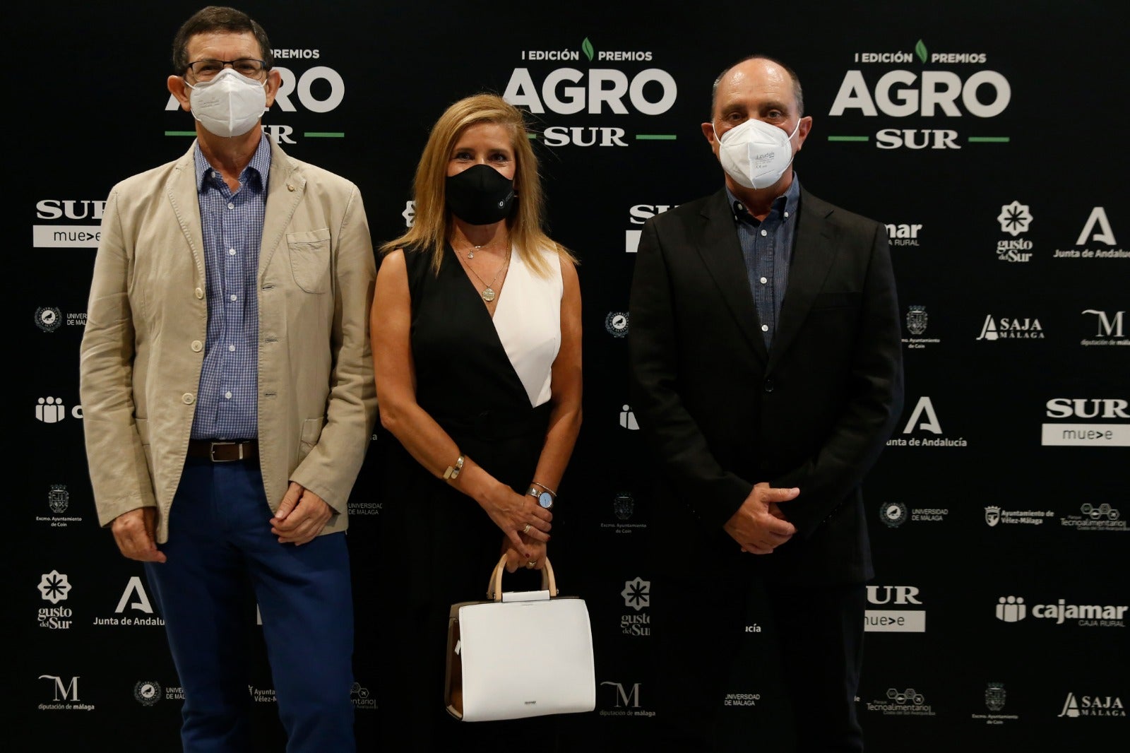 El Auditorio Edgar neville de la Diputación de Málaga ha acogido el acto de entrega de los primeros premios AGRO SUR. La gala contó con el patrocinio de Cajamar y Gusto del Sur como entidad colaboradora
